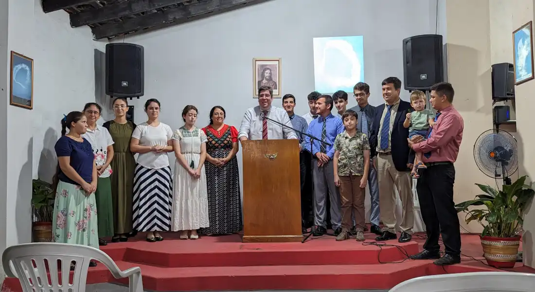 Algunos hermanos que se sumaron a la congregación desde el Fallecimiento del Pastor Ever Rojas.